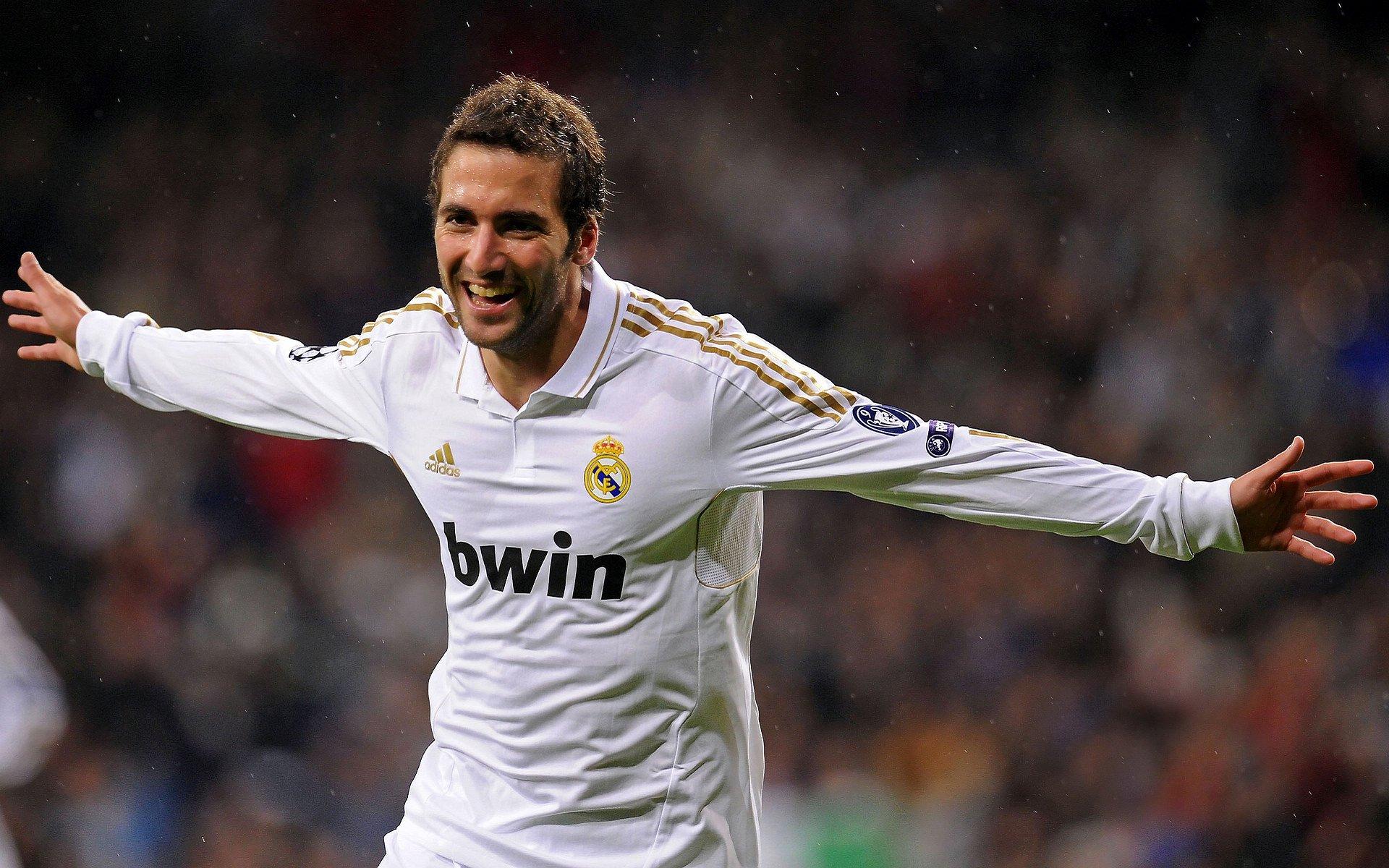 曼城皇马霸榜！2025全球足球身价排行揭晓，哈兰德贝林厄姆领跑