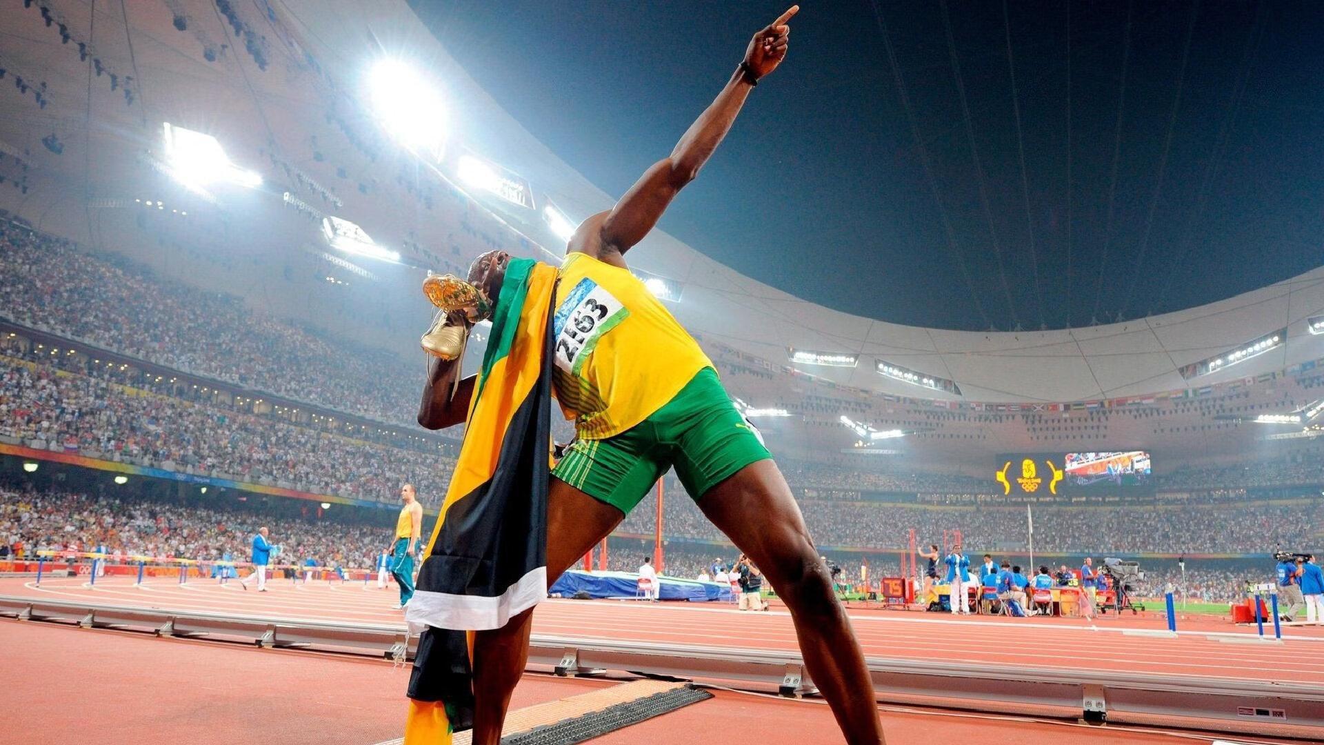 维斯塔潘对结束夏休回到主场作战倍感兴奋，现场氛围超级棒